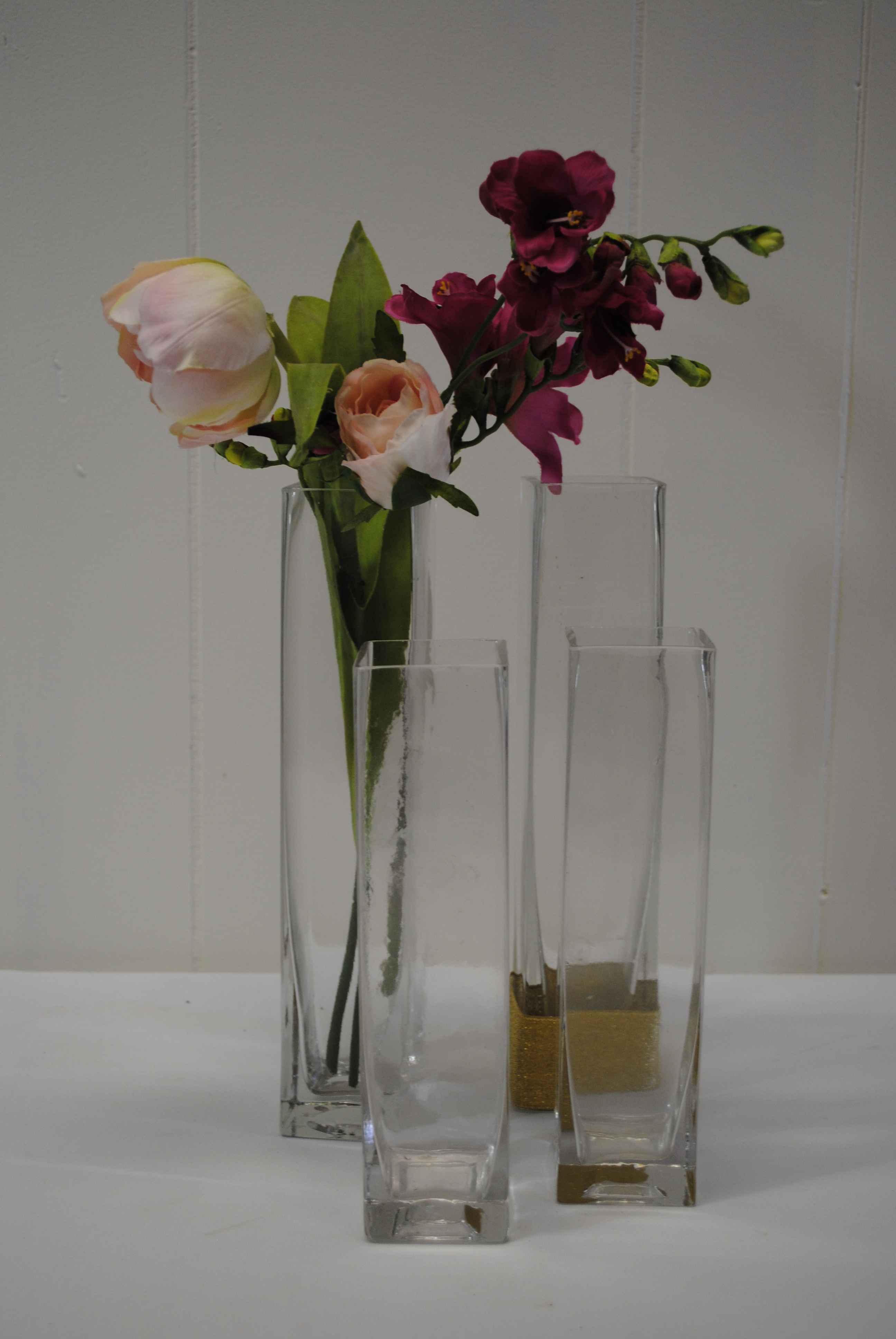 SMALL VASE WITH ARRANGEMENT