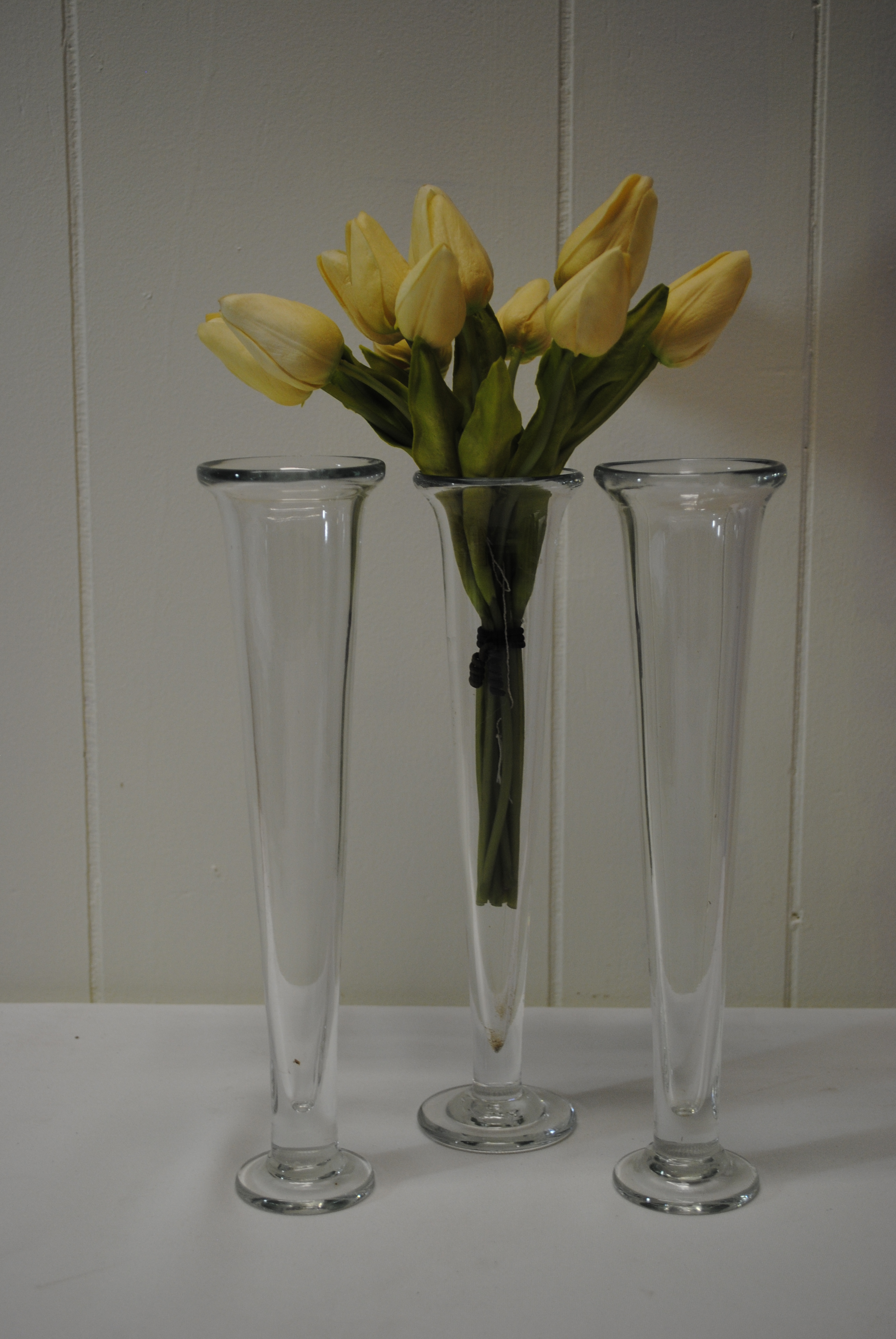 SMALL VASE WITH ARRANGEMENT