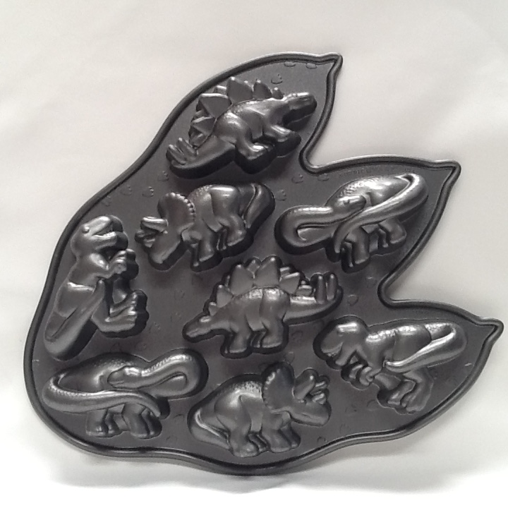 DINOSAUR - Muffin Tin