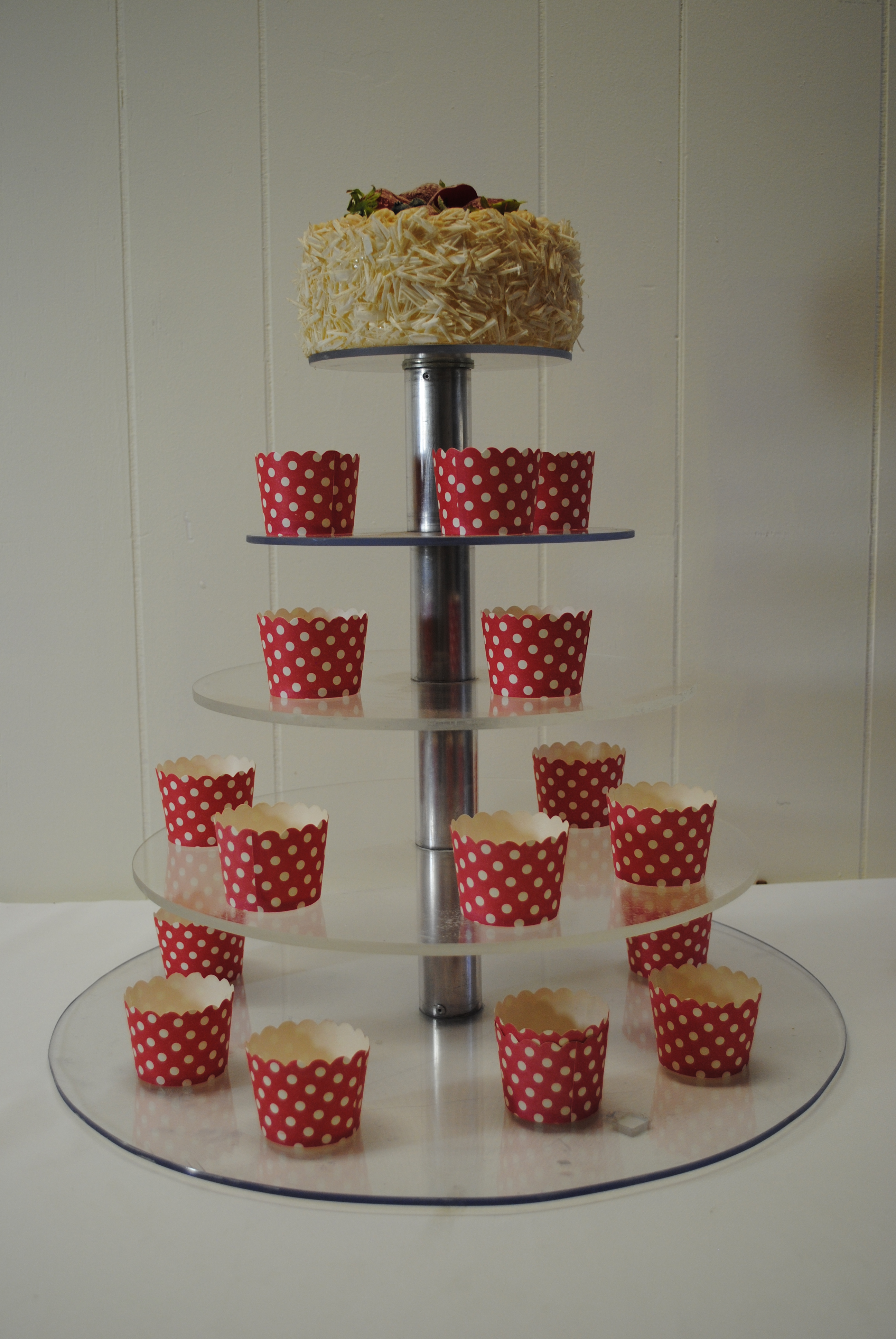 5 TIER ROUND CLEAR - No Scroll Base