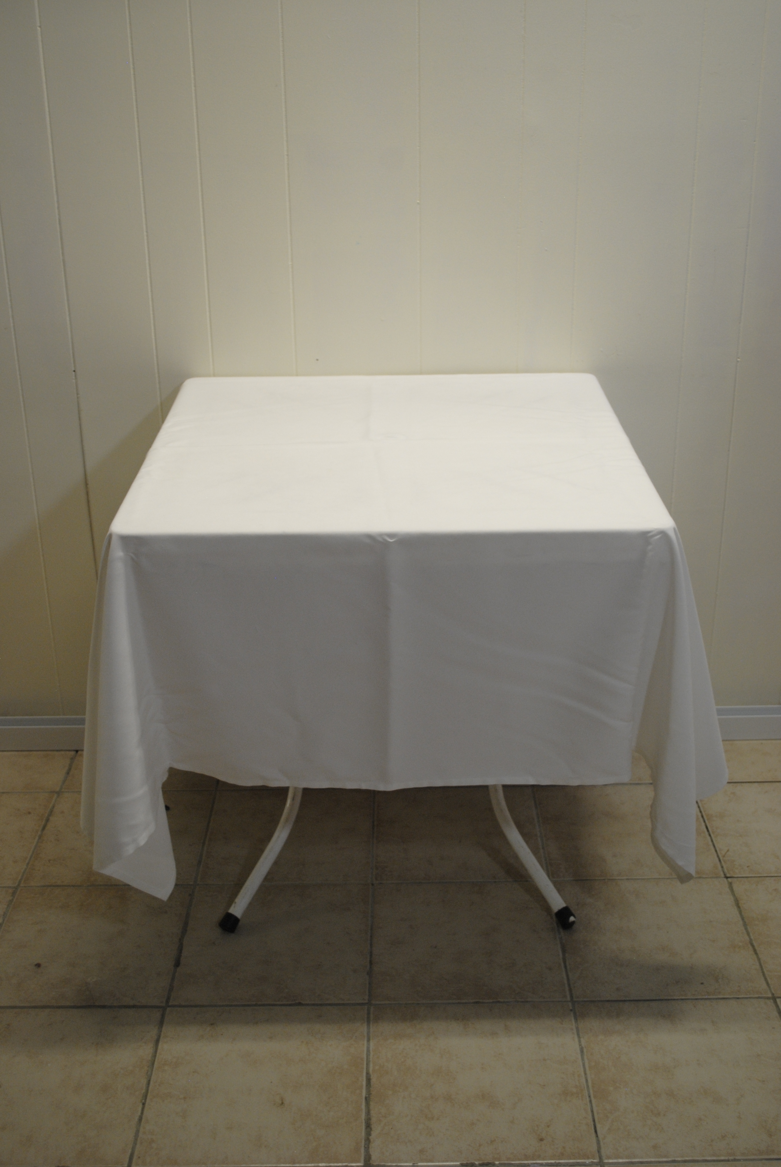 LINEN - TABLECLOTHS SQ