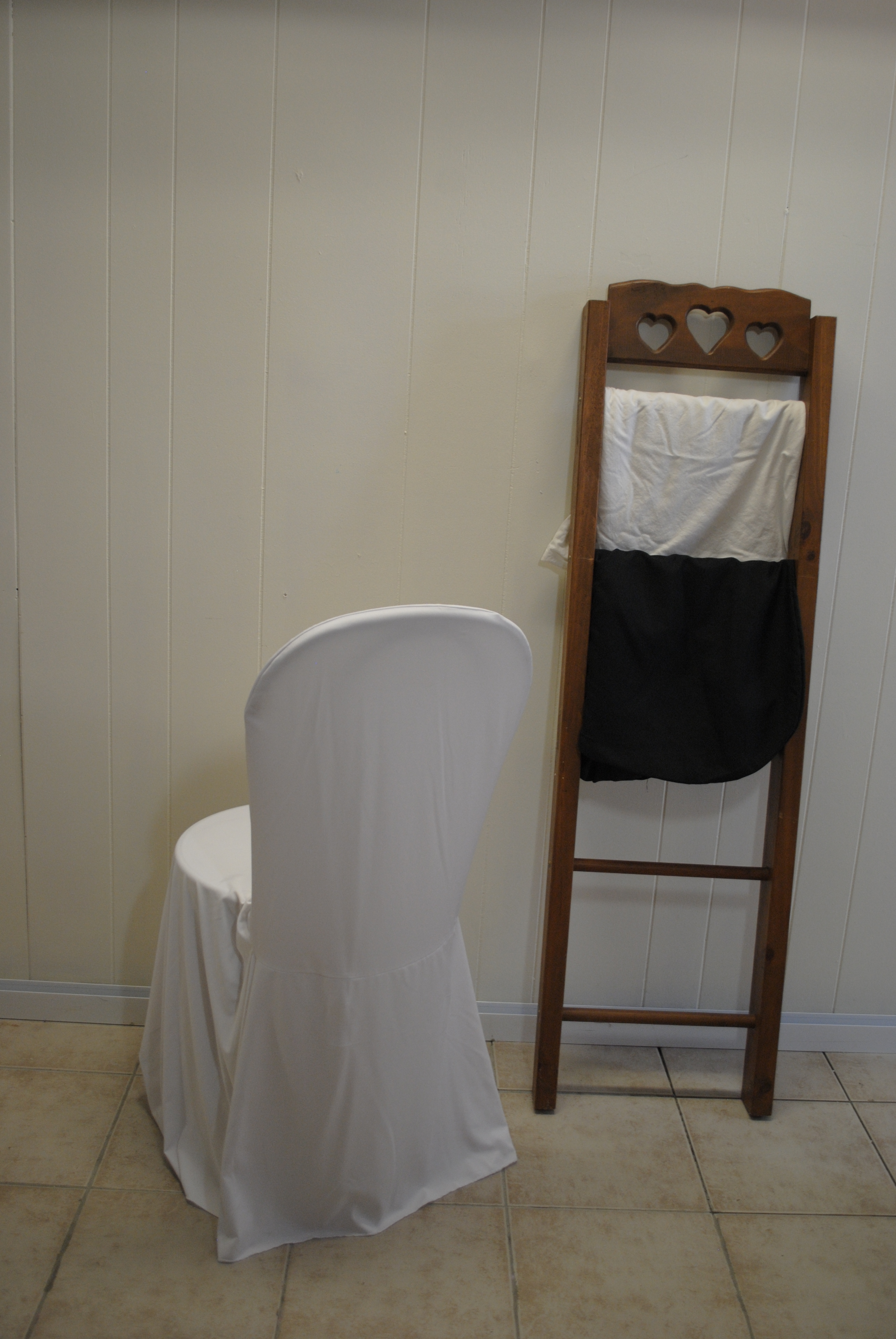 CHAIR COVERS - Loose Fitted
