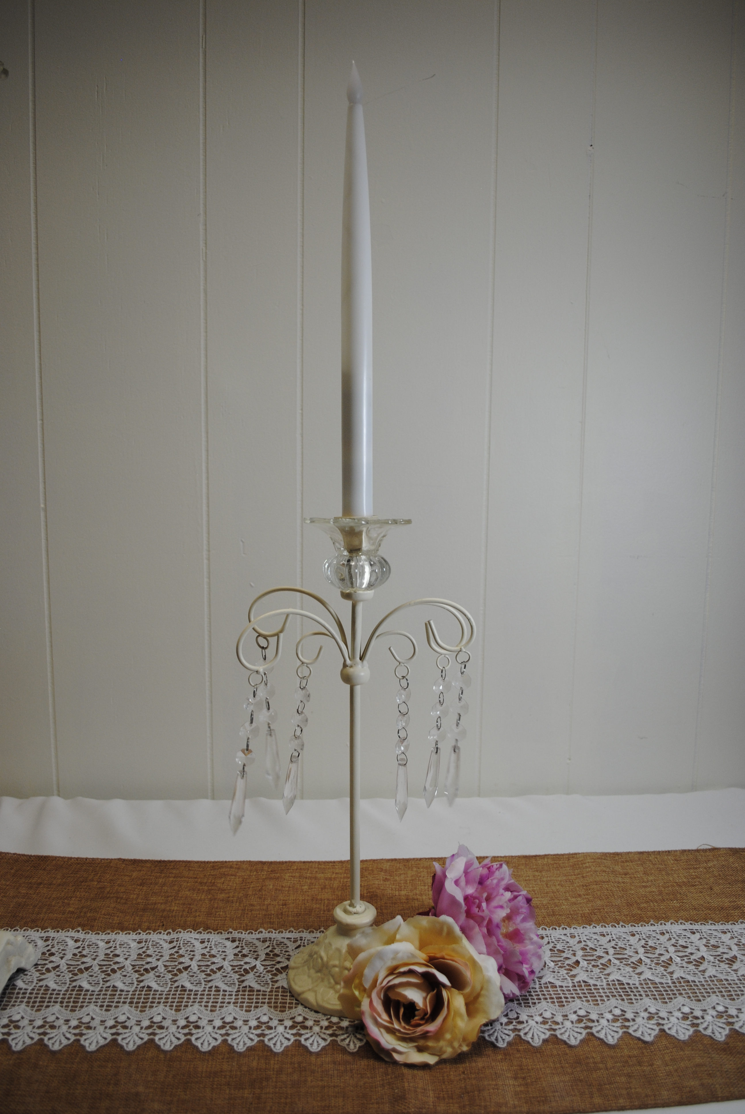 SINGLE CREAM AND CRYSTAL