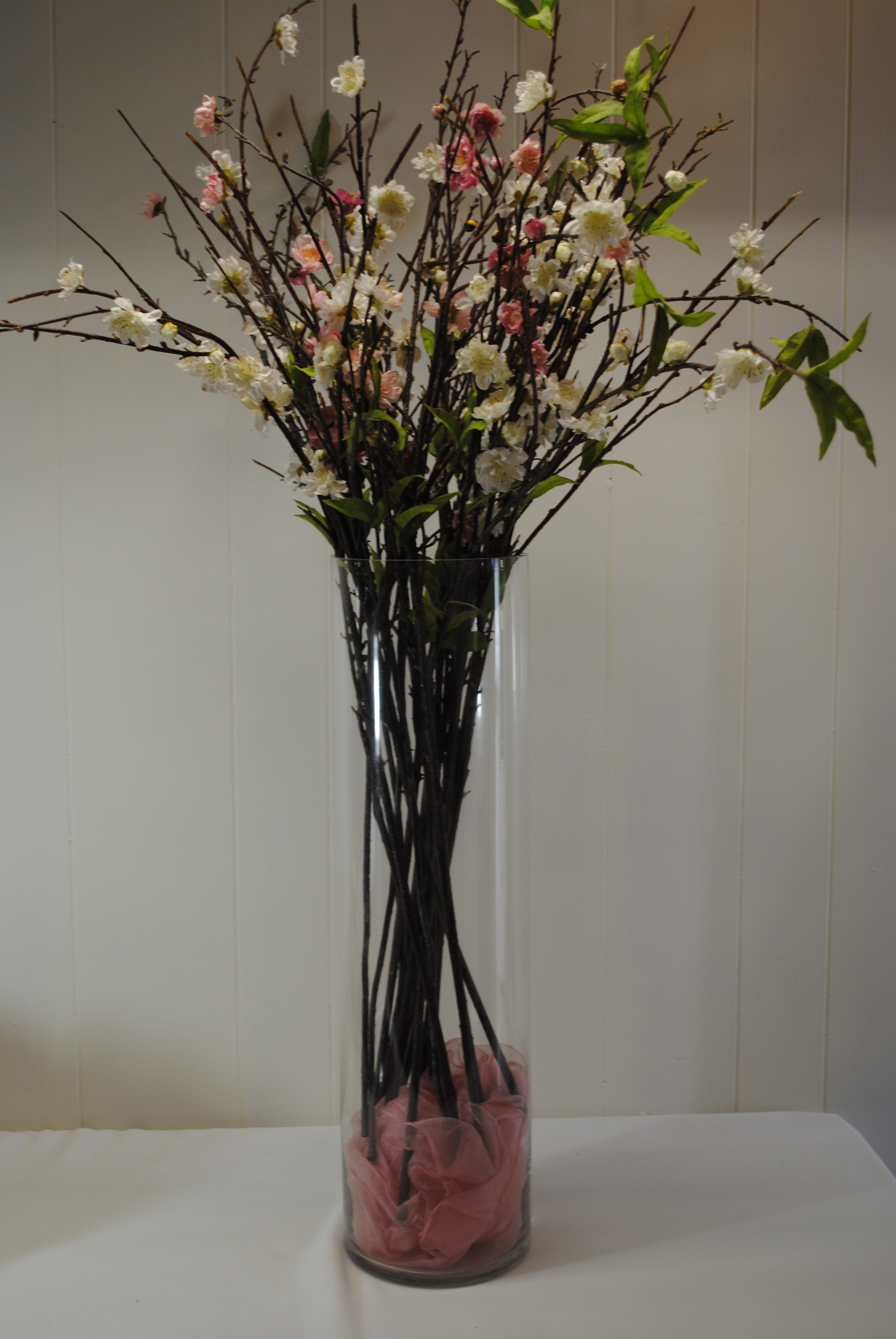 VASE, MEDIUM WIDE CYLINDER