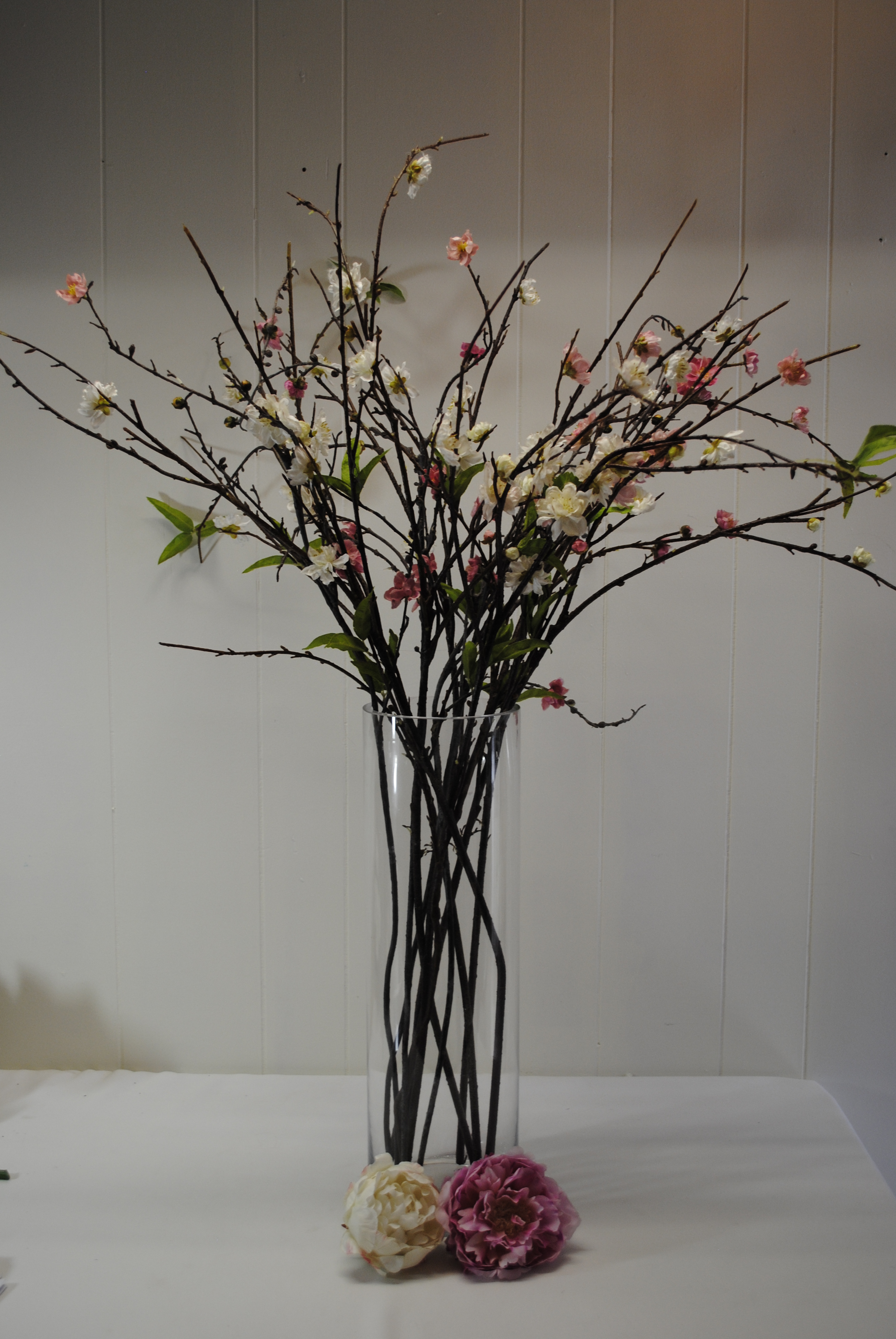 VASE, LARGE WIDE CYLINDER