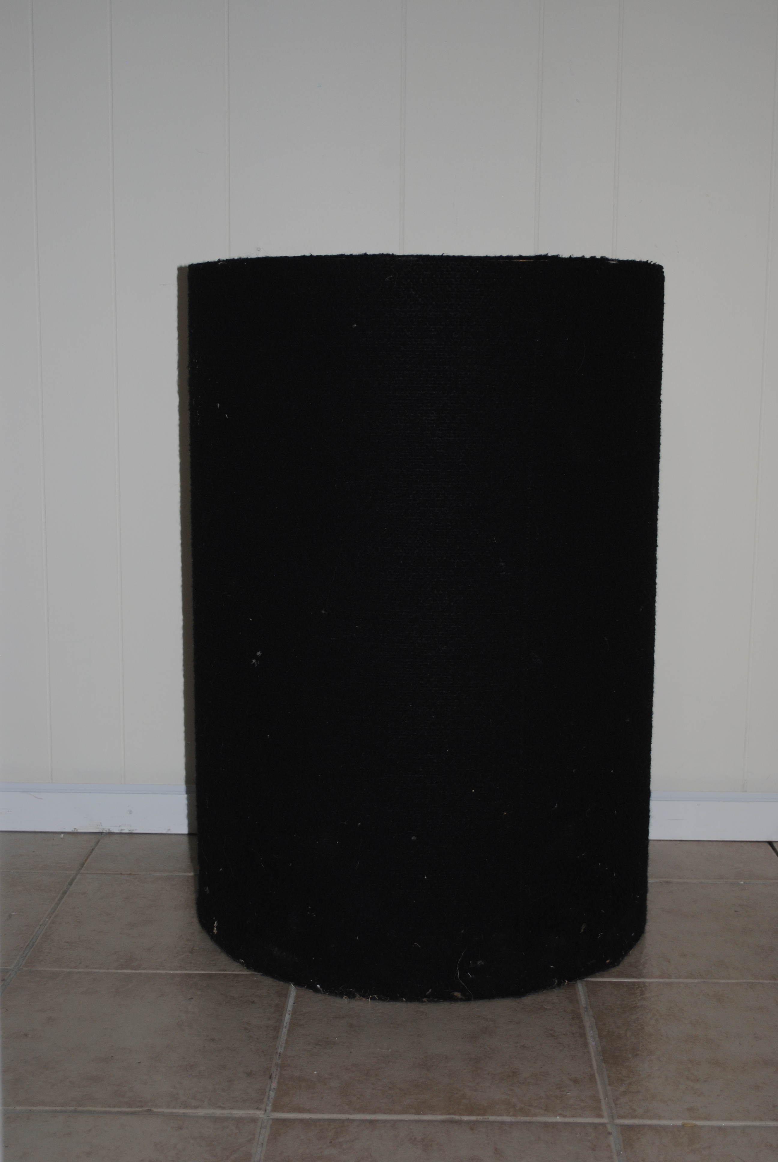 BLACK PLINTH