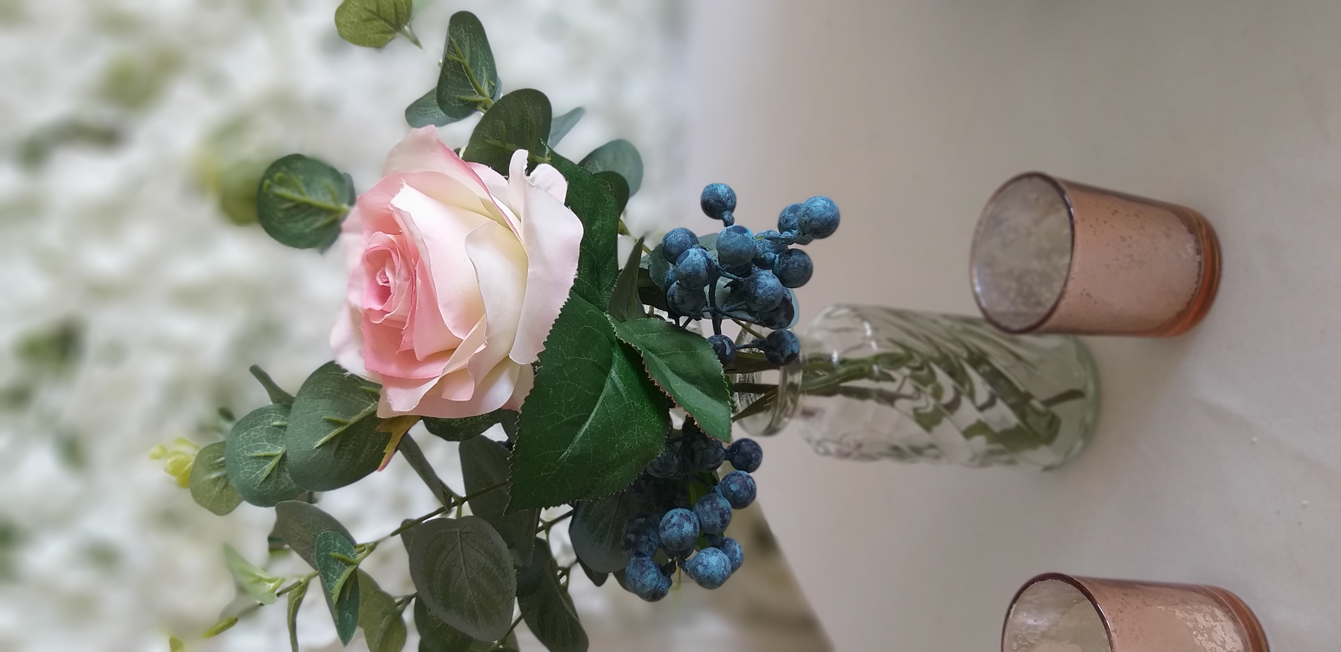 SMALL VASE WITH ARRANGEMENT